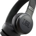 headphones connect