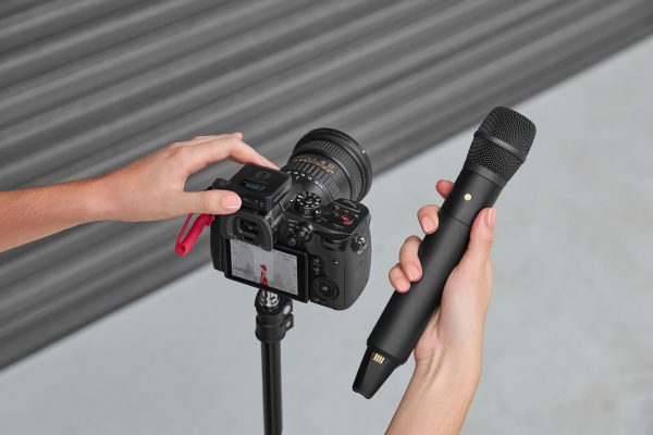 Rode Interview PRO Wireless Handheld Condenser Microphone-10