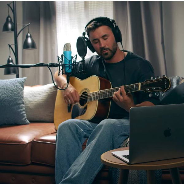 Rode NT1 Condenser Microphone Quiet Recording Studio Vocal-3